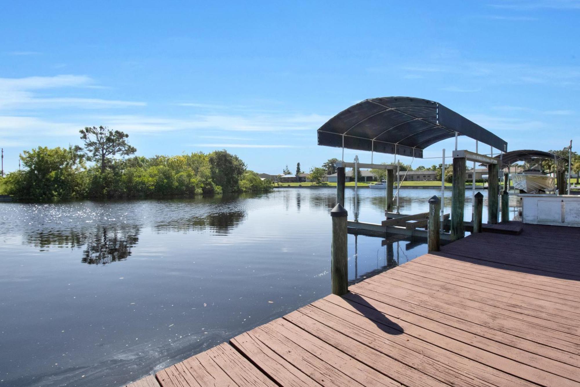 Pet Friendly Canal Front 3-Bedroom Grand Villa With Pool, Linai And Dock Port Charlotte Exterior foto